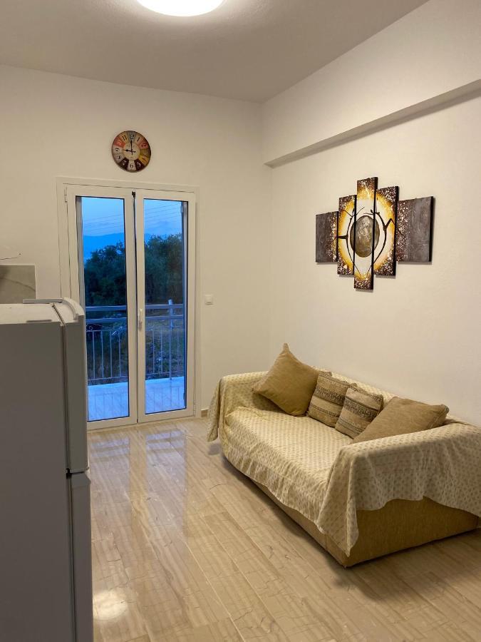 Jalna - Stunning Sea & Mountain Views With Pool - Appartement Kassiopi